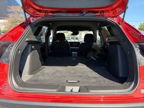 Used 2024 Chevrolet Trax RS w/ Driver Confidence Package FWD image 20