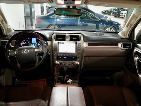 Used 2014 Lexus GX 460 w/ Premium Package image 15