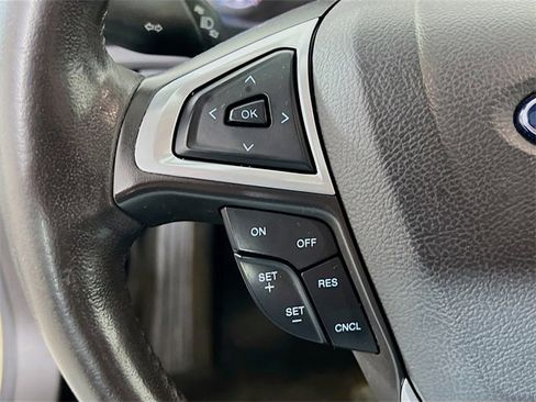 Used 2015 Ford Fusion SE w/ Equipment Group 201A image 13