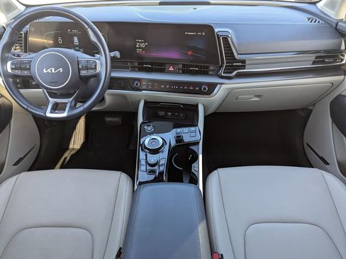 Certified 2023 Kia Sportage EX image 10