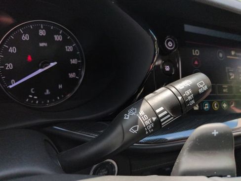 Used 2021 Buick Envision Essence w/ Sport Touring Package FWD image 37