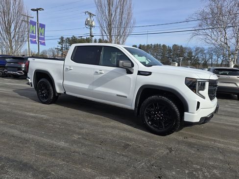Used 2025 GMC Sierra 1500 Elevation image 9