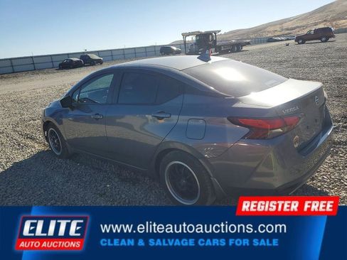 Used 2020 Nissan Versa SV FWD image 3