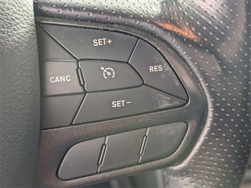 Used 2023 Dodge Challenger R/T w/ Plus Package image 16