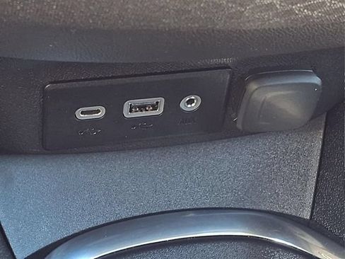 Used 2024 Chevrolet Malibu LT FWD image 16