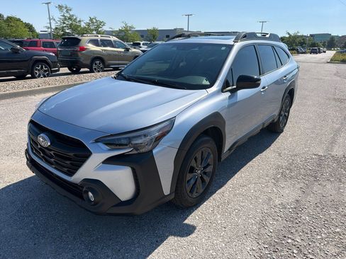 Certified 2024 Subaru Outback Onyx Edition AWD/4WD image 1