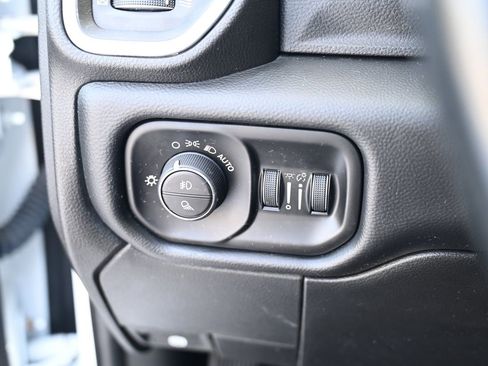 Used 2020 RAM 2500 Big Horn w/ Level 1 Equipment Group image 23