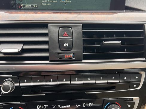 Used 2016 BMW 328i xDrive Sedan w/ Premium Package image 18