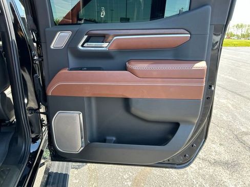 Used 2025 GMC Sierra 1500 Denali Ultimate AWD/4WD image 24