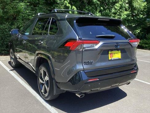 Certified 2024 Toyota RAV4 SE w/ Weather & Moonroof Package AWD/4WD image 9