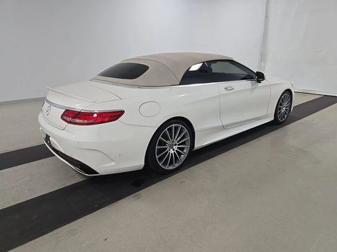 Used 2017 Mercedes-Benz S 550 Cabriolet image 4