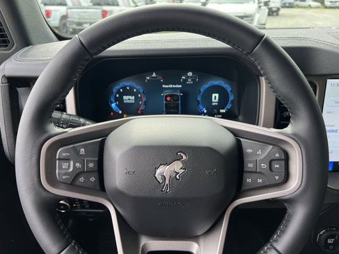 New 2025 Ford Bronco Outer Banks image 16