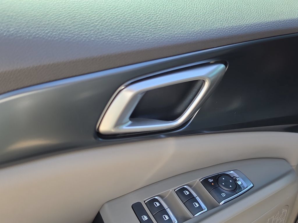 New 2027 Kia Carnival LXS FWD image 19
