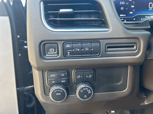 Used 2024 Chevrolet Tahoe LT image 10