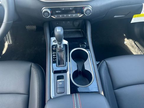 New 2025 Nissan Altima 2.5 SR w/ SR Premium Package image 25