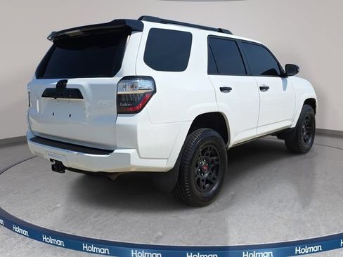 Used 2021 Toyota 4Runner Venture w/ Moonroof Package AWD/4WD image 6