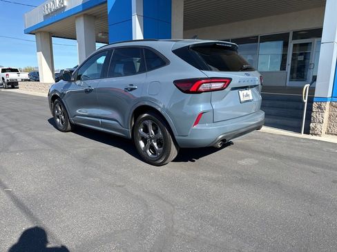 Used 2023 Ford Escape ST-Line FWD image 6