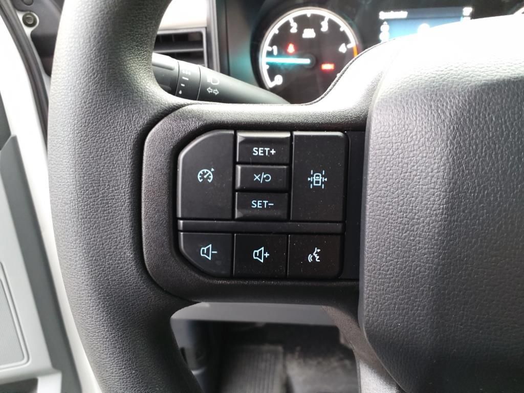 New 2024 Ford F550 Luxury RWD image 9