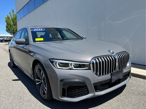 Used 2022 BMW 750i xDrive w/ Executive Package AWD/4WD image 5