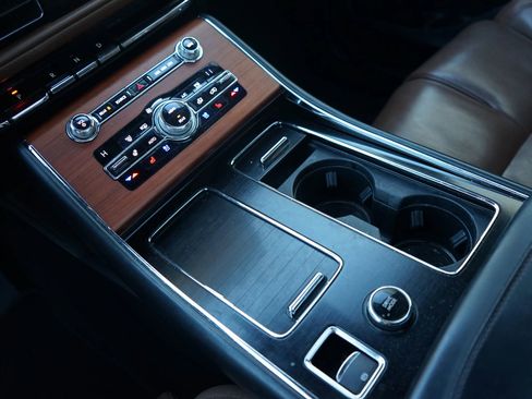 Used 2020 Lincoln Aviator Reserve w/ Equipment Group 202A image 34