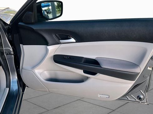 Used 2012 Honda Accord LX image 20
