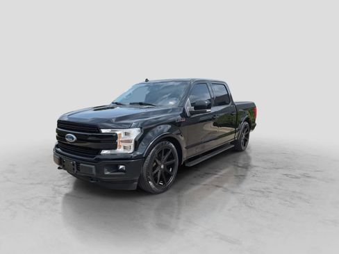 Used 2018 Ford F150 Lariat w/ Equipment Group 502A Luxury AWD/4WD image 4