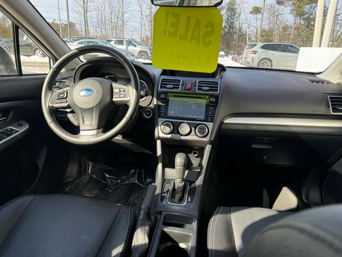 Used 2016 Subaru Impreza 2.0i Limited image 12