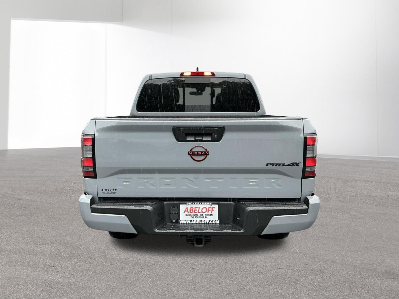 Used 2023 Nissan Frontier PRO-4X w/ Tow Package AWD/4WD image 9