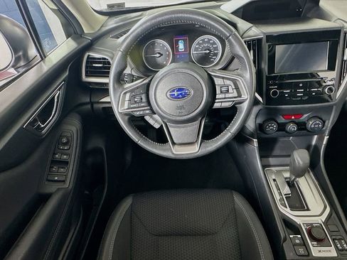 Used 2022 Subaru Forester Premium image 21