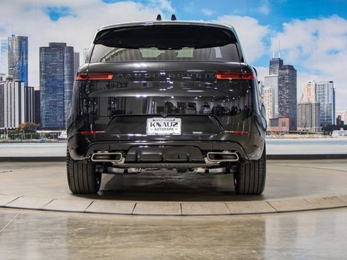 New 2025 Land Rover Range Rover Sport Dynamic SE image 11