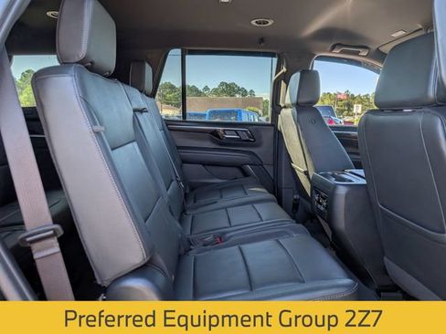 Used 2025 Chevrolet Tahoe Z71 w/ Comfort Package AWD/4WD image 29