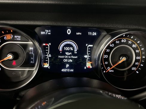 Certified 2021 Jeep Wrangler Unlimited Sahara image 19