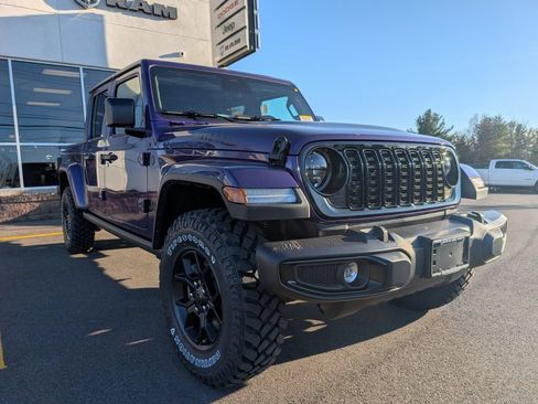 New 2026 Jeep Gladiator Sport AWD/4WD image 1