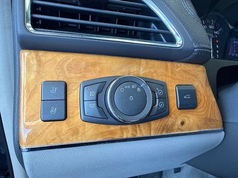 Used 2013 Lincoln MKX AWD image 14