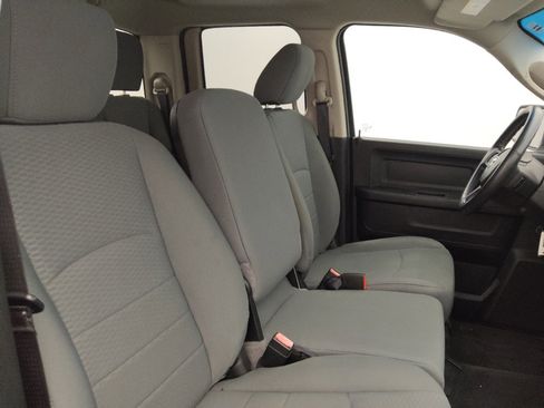 Used 2018 RAM 1500 Express RWD image 21