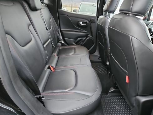 Used 2022 Jeep Renegade Trailhawk w/ Sun/Sound Group image 33