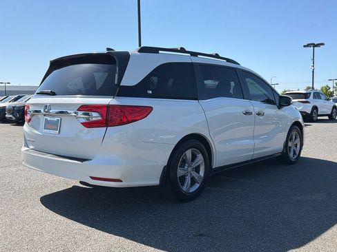 Used 2018 Honda Odyssey EX image 7
