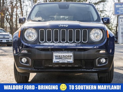 Used 2017 Jeep Renegade Latitude w/ Cold Weather Group image 2