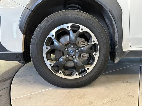 Used 2022 Subaru Crosstrek 2.0i Premium w/ Popular Package #4A AWD/4WD image 24