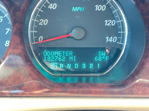 Used 2007 Buick Lucerne CXL w/ Driver Confidence Package image 8