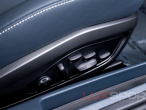 Used 2024 Porsche 911 Targa 4 GTS image 63