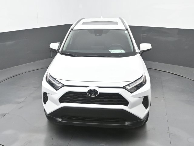 Used 2024 Toyota RAV4 XLE FWD image 28