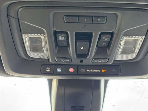 Used 2021 GMC Sierra 1500 AT4 w/ AT4 Value Package image 31