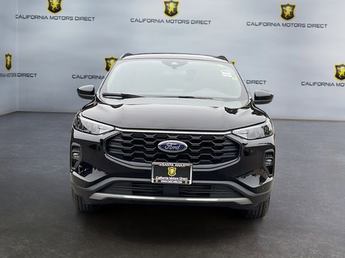 Used 2025 Ford Escape ST-Line Select image 2