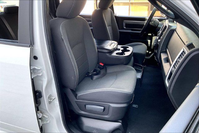 Certified 2024 RAM 1500 Warlock RWD image 6