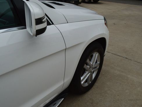 Used 2015 Mercedes-Benz GL 320 BlueTEC 4MATIC image 10