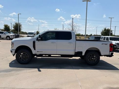 Used 2024 Ford F250 Lariat w/ Sport Appearance Package AWD/4WD image 5