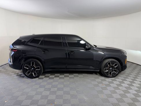 Used 2023 BMW XM AWD/4WD image 8