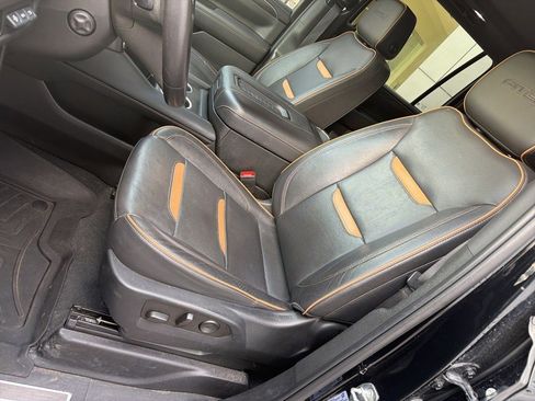 Used 2023 GMC Yukon XL AT4 image 14