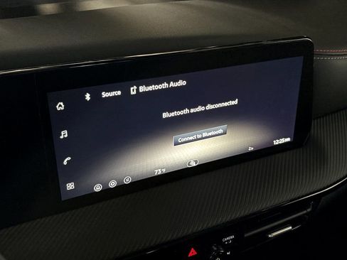 New 2026 Nissan Kicks SR FWD image 5
